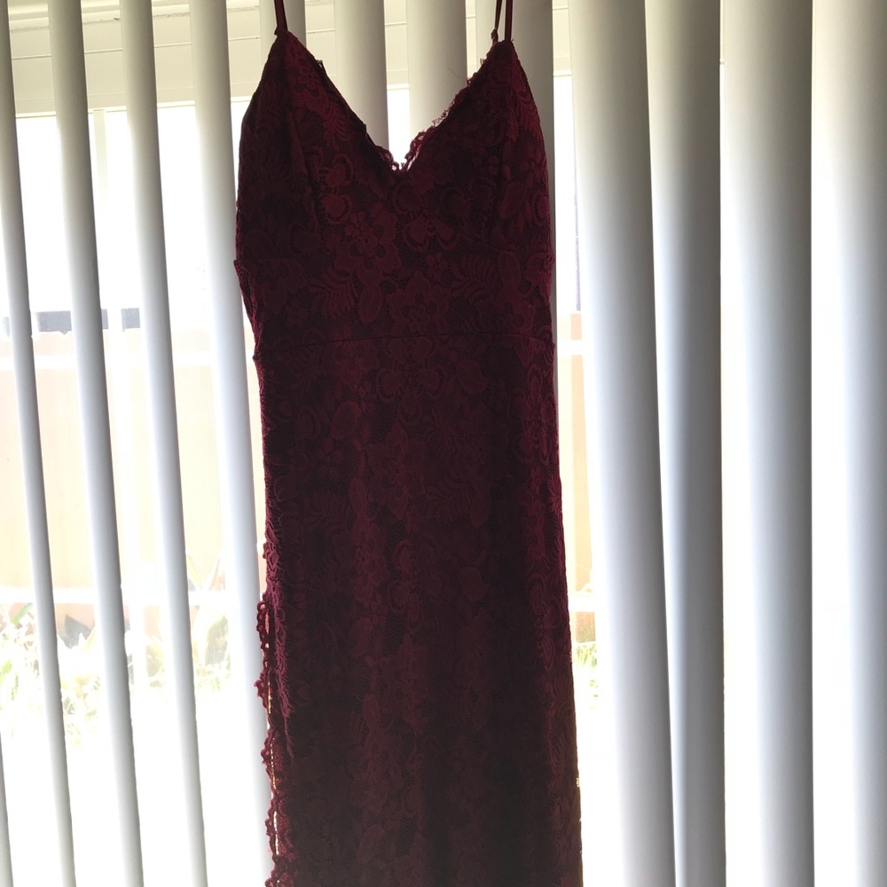 Maxi burgundy dress